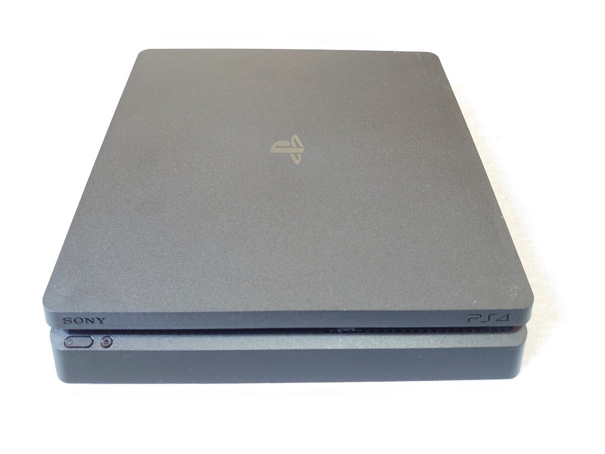 ■SONY PlayStation4 PS4 CUH-2200A 500GB ジェット・ブラック 外箱 取説 電源ケーブル モニターケーブル 初期化済み 動作確認済み 中古_画像3