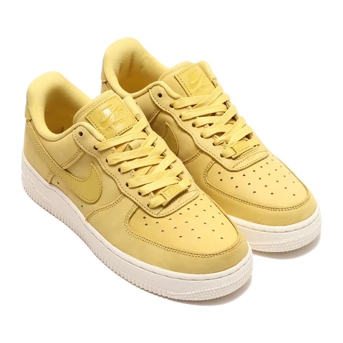 NIKE ナイキ WMNS AIR FORCE 1 PRM 箱有り DR9503-700 イエロー 29cm_画像1