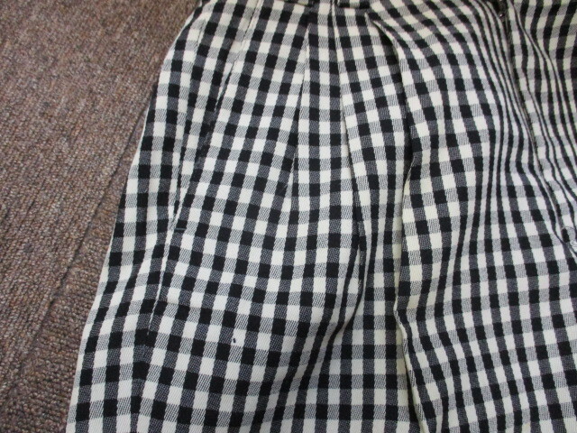 ヴェルサーチ　90sヴィンテージ　白黒チェック柄スラックスパンツ　メンズ48　イタリア製パンツ　メンズズボン　ワイドパンツ　03082_画像8