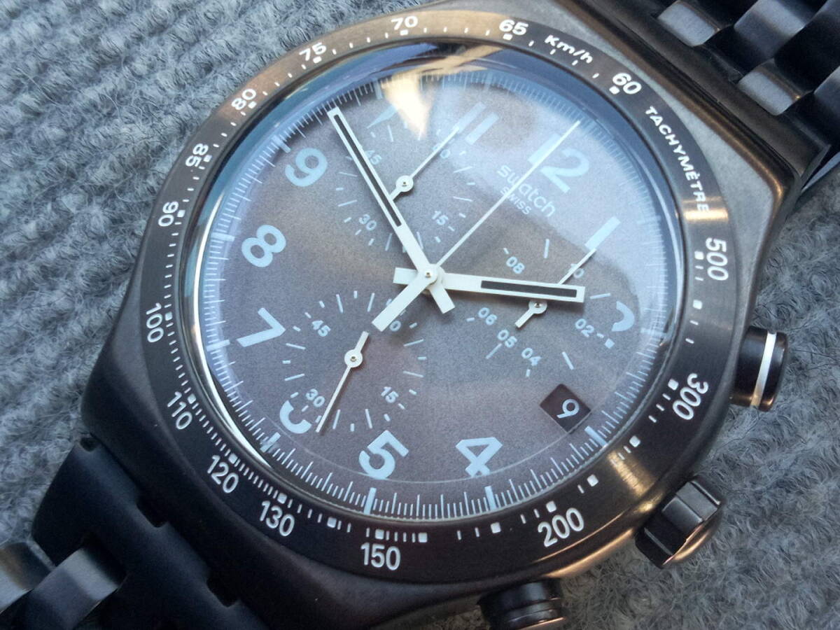 極美品 スウォッチ swatch IRONY フルメタルPVDガンメタル タキメーターレーシングクロノグラフ腕時計の画像4