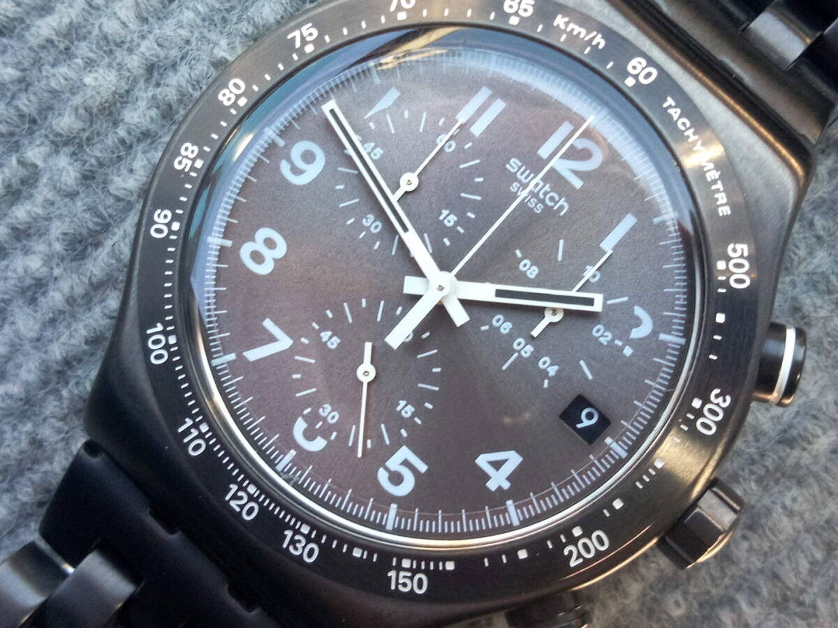 極美品 スウォッチ swatch IRONY フルメタルPVDガンメタル タキメーターレーシングクロノグラフ腕時計の画像7