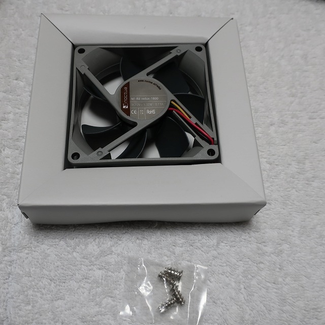 NoctuanokchuaNF-R8 redux-1800 80mm fan 3Pin 1800RPM