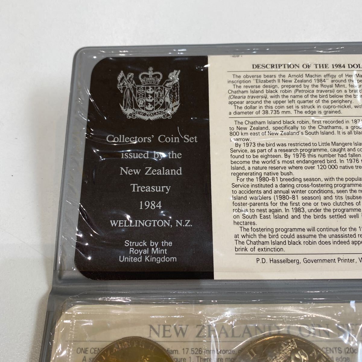 so) New Zealand commemorative coin 1984 coin album collection coin 