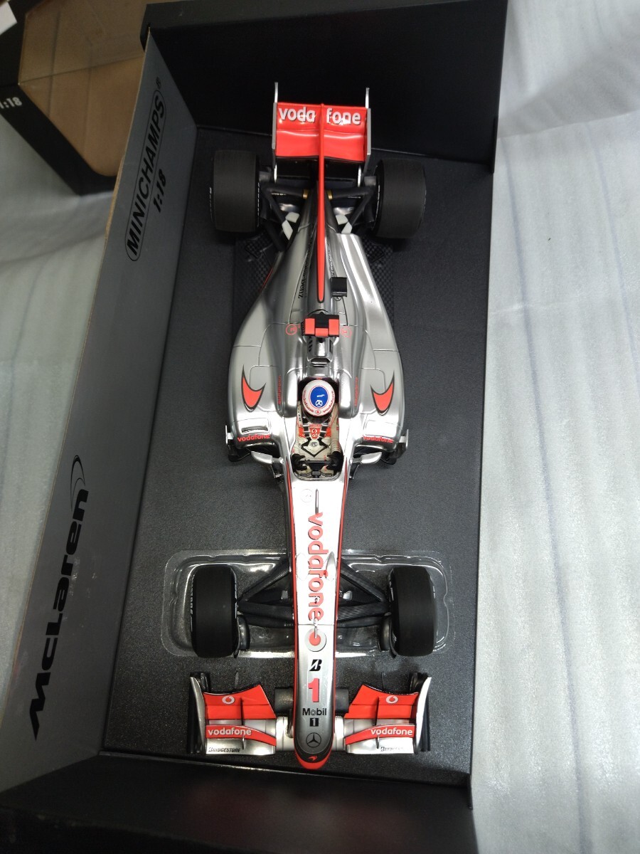 ミニチャンプス 1/18 マクラーレン メルセデス MP4-25 ジェンソン・バトン Vodafone Mclaren MP4/25 J.BUTTON 2010_画像7