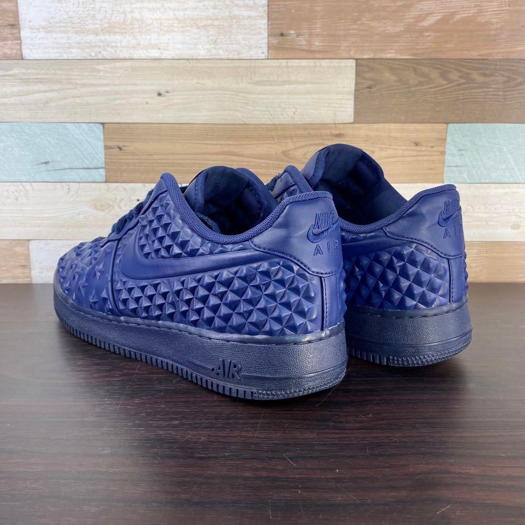 NIKE AIR FORCE 1 LV8 28.5cm