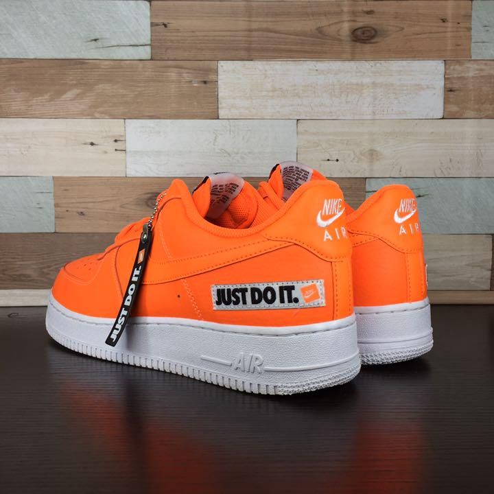 NIKE AIR FORCE 1 28.5cm