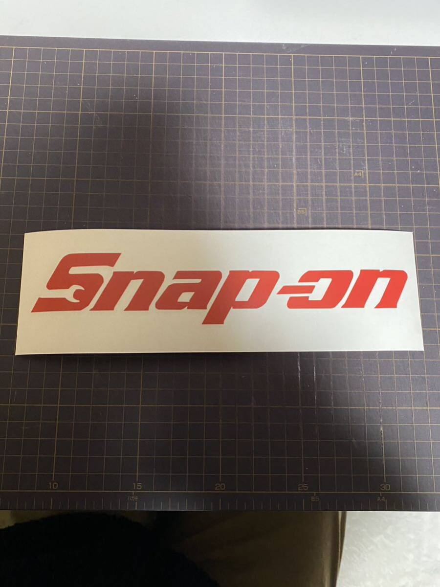 オーダー品Snap-on(スナップオン) 風カッティングステッカー ロゴ USA パロディ　工具　50mm×250mm 赤1枚_画像1