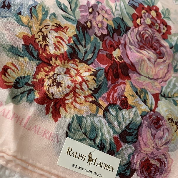 新品未使用 RALPH LAUREN ラルフローレン ハンカチ フラワー 花柄　女性レディース 大判ハンカチ　薄いピンク_画像2