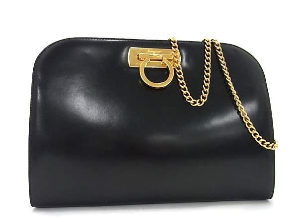 1円 ■美品■ Salvatore Ferragamo フェラガモ P 21 0587 ガンチーニ レザー チェーン クロスボディ ショルダーバッグ ブラック系 BG8002_画像1