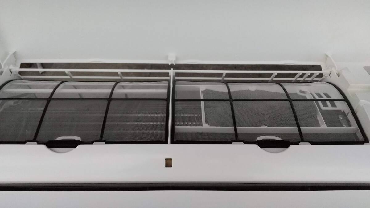 2018年製 DAIKIN ダイキン ルームエアコン AN22VES-W 2.2kw おもに6畳用 光速ストリーマ搭載 大阪引取りOK_画像4