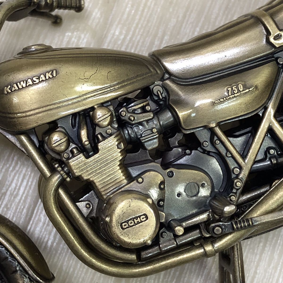世界の名車シリーズ vol.39 KAWASAKI カワサキ 750-RS オートバイ バイク ミニカー 模型 レッドバロン_画像6