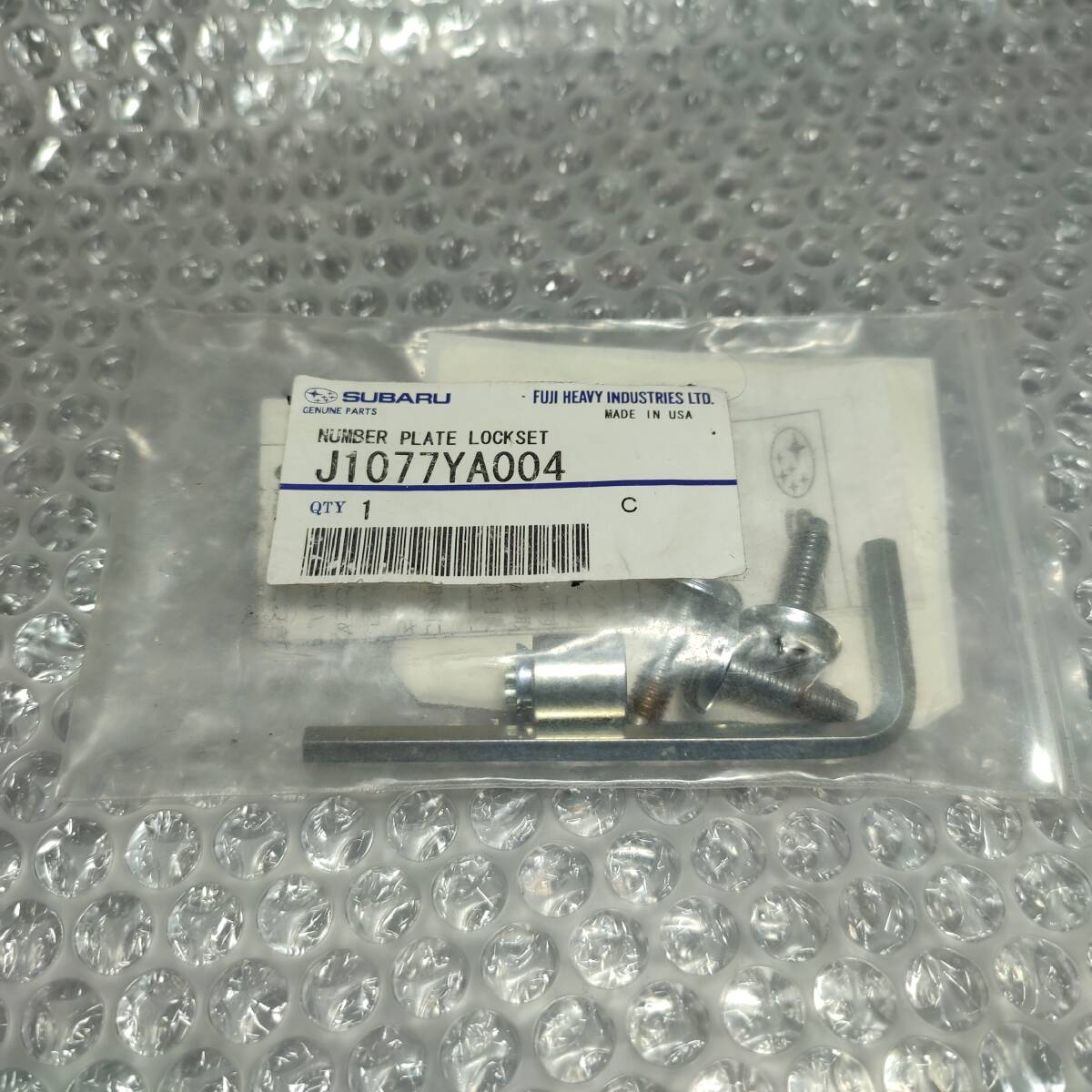 McGard McGuard SUBARU Subaru number plate lock bolt set used 