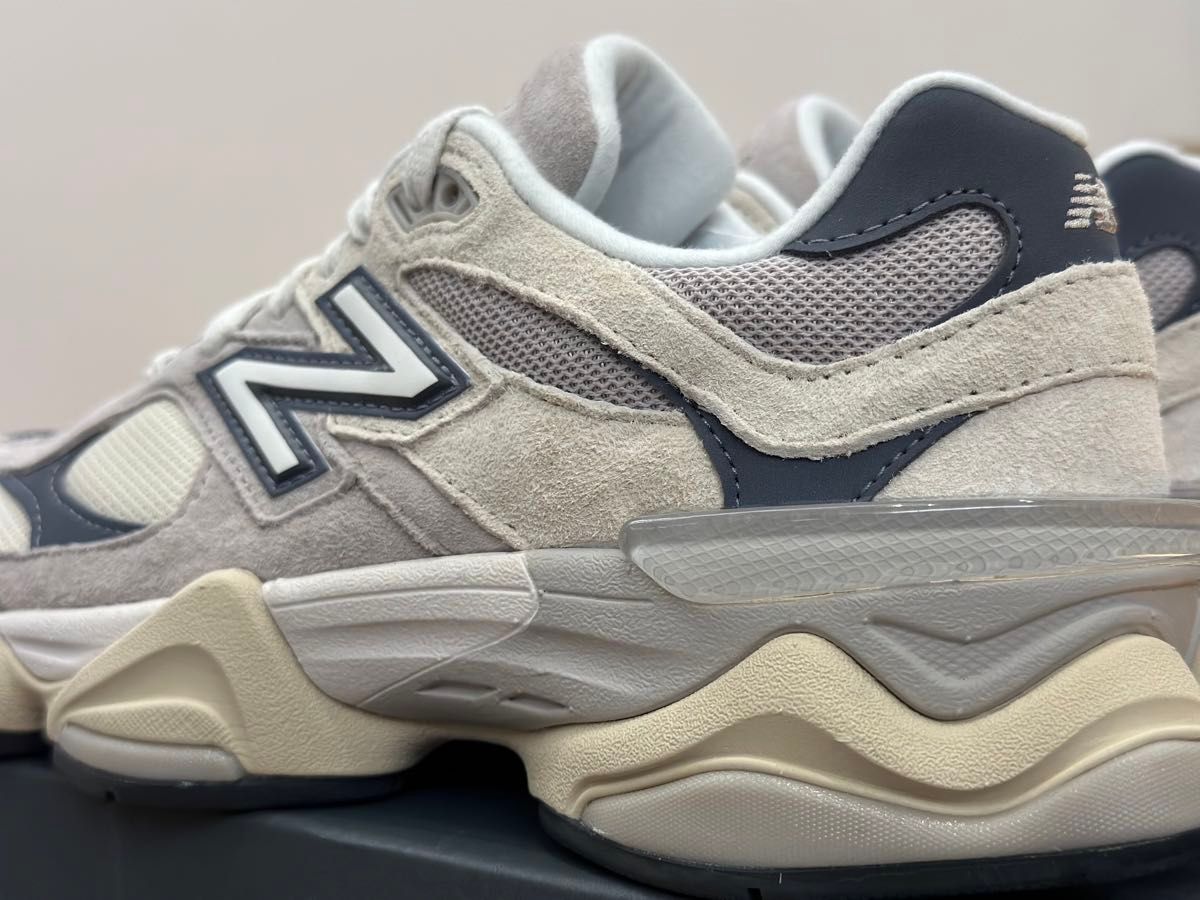 NEWモデル！New Balance U9060EEB 24.5 ニューバランス レディースサイズ 厚底スニーカー