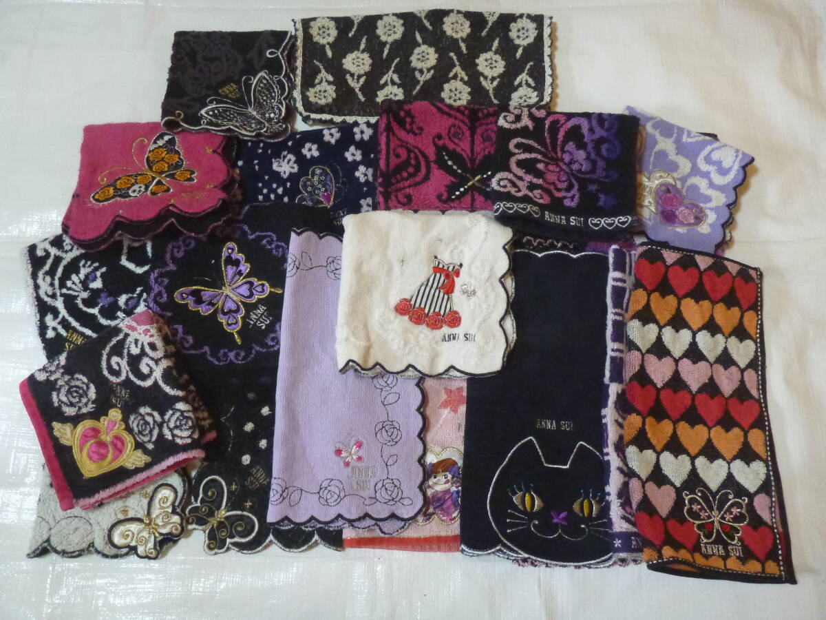 【ANNA SUI】25枚セット アナスイ タオルハンカチ 黒猫 蝶 猫刺繍 ハンカチ デザインいろいろ 中古_画像1