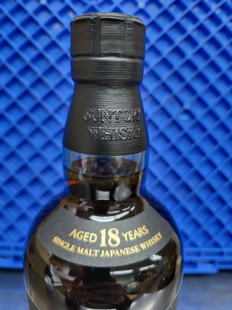 SUNTORY（サントリー）山崎18年 ウイスキー 43％ 700ml 未開栓 箱なし ★ラベルに傷あり、写真をよくご確認ください。の画像4
