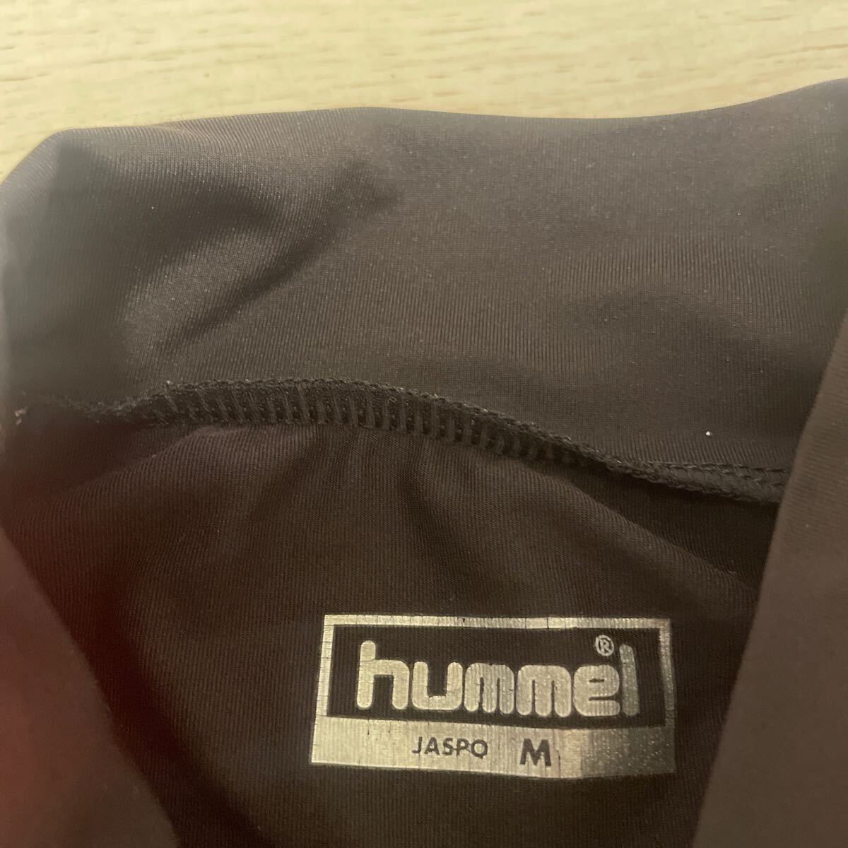 hummel ヒュンメル HPFC 長袖 インナーシャツ サイズM_画像4