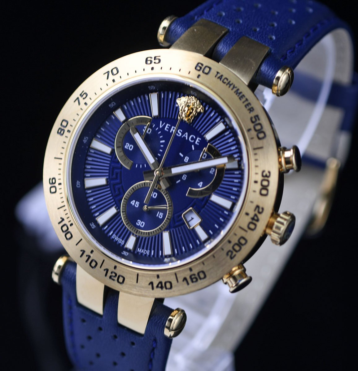 Новый Versace Versace Luxury Swiss Chronograph 50 м. Водонепроницаемый редкий редкий Япония не выпущена в Японии. Новые мужчины подлинная кожаная ремень