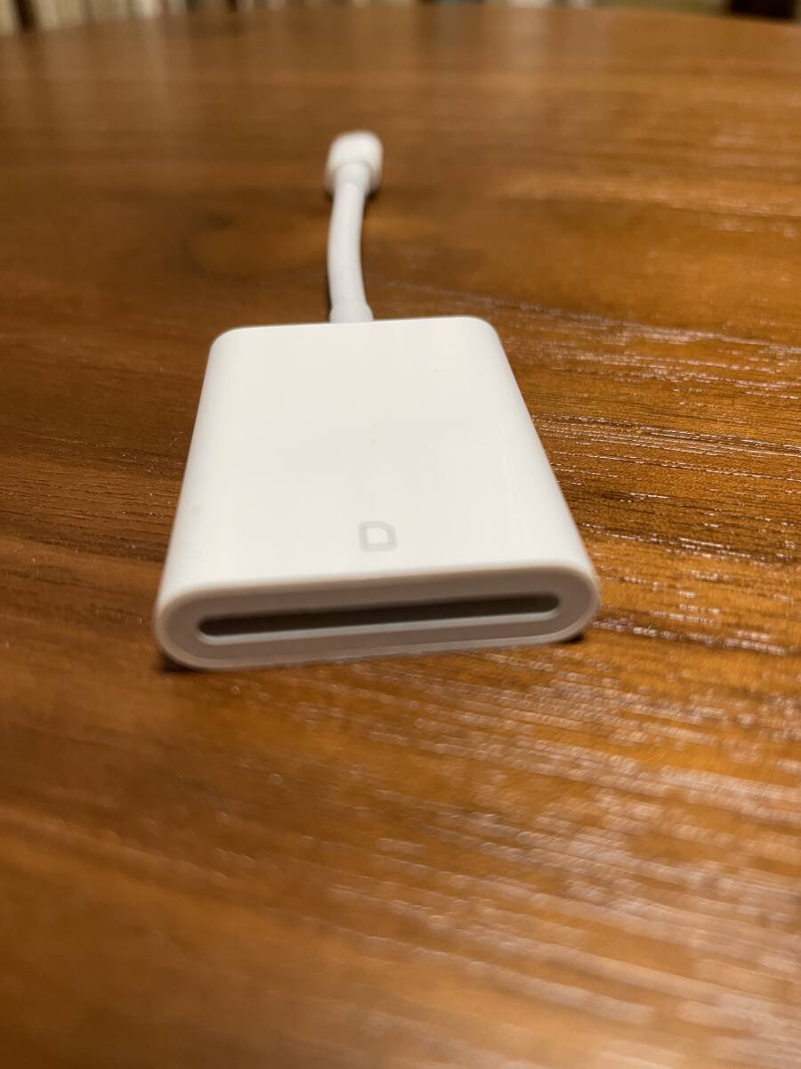 Apple Lightning SDカードアダプタの画像2