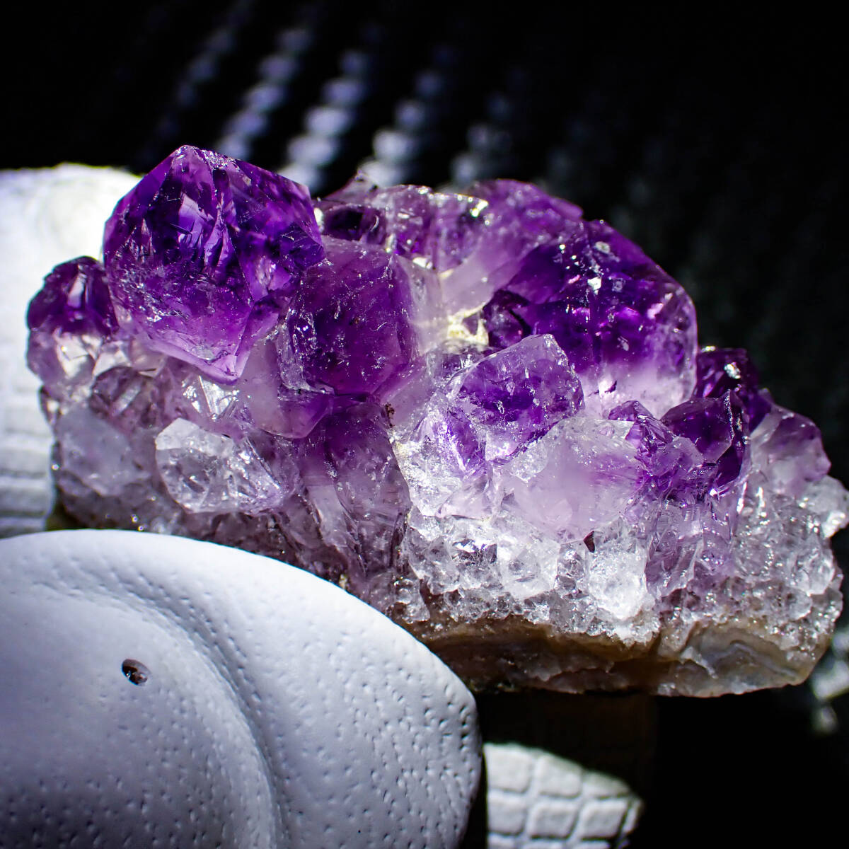 天然石 紫水晶 アメジスト アメシスト 結晶 パワーストーン クラスター 風水 占い 開運 金 金運 引き寄せ_画像1