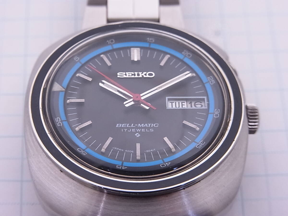 ●セイコー SEIKO ベルマチック 17JEWELS 4006-6021 ブルーインナーベゼル 黒文字盤 四角型ケース 自動巻 ビンテージ アラーム時計の画像10