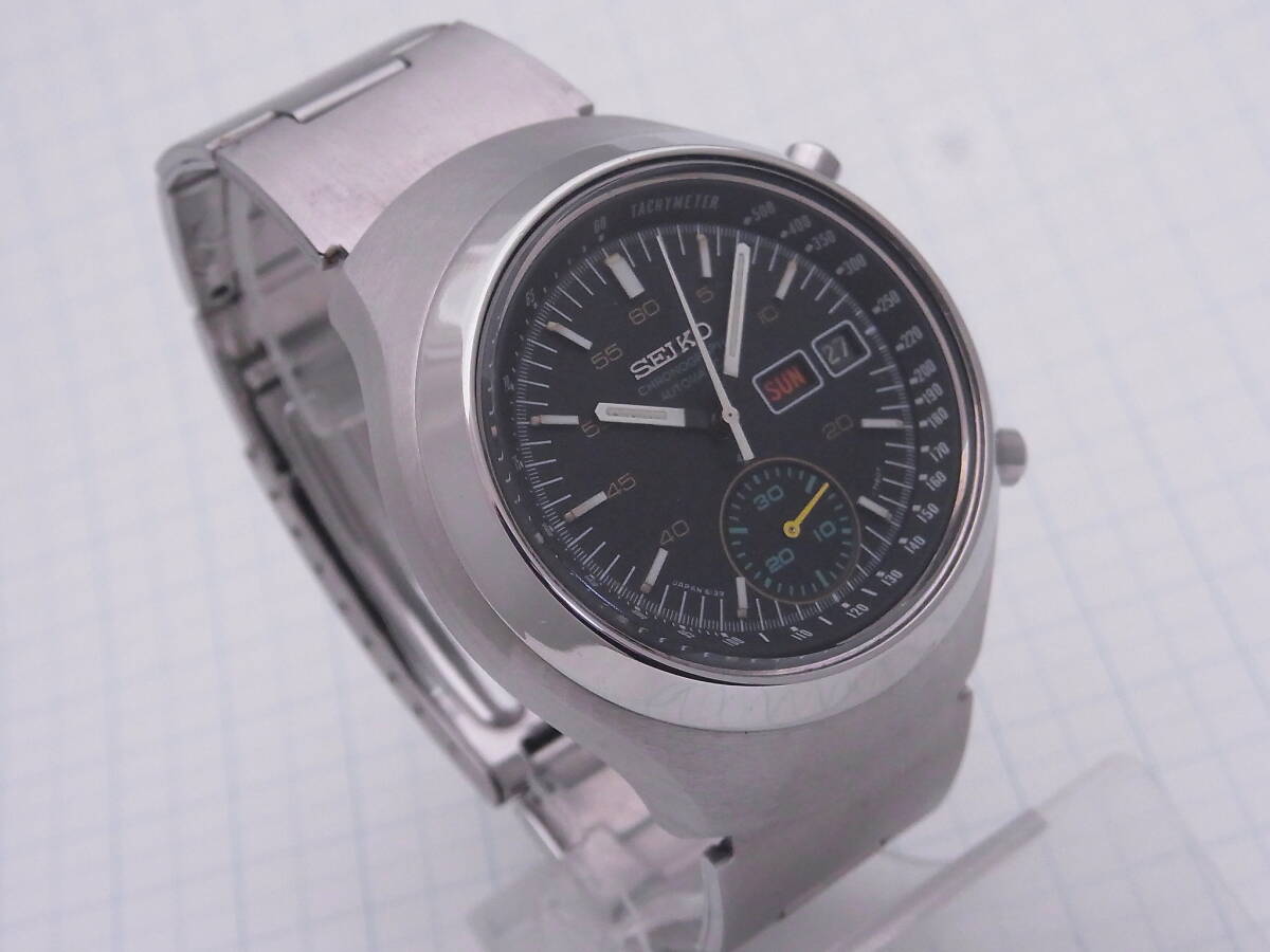 ●セイコー SEIKO シングルクロノグラフ ヘルメット 6139-7100 フジツボ型 黒文字盤 ハードブレスレット 自動巻 ビンテージ時計_画像3