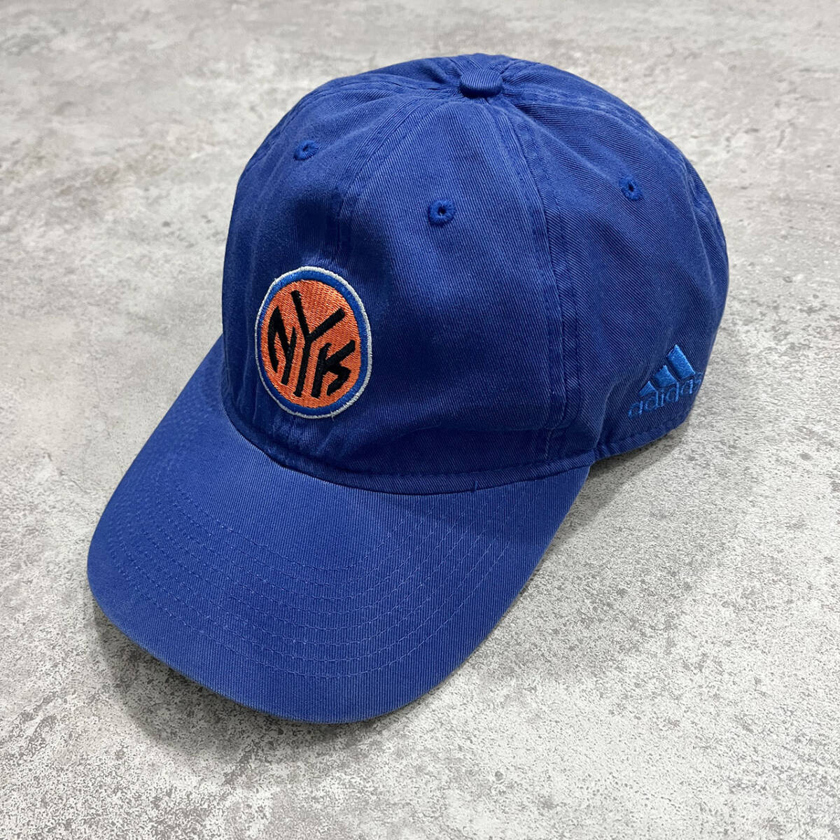アディダス NBA ニューヨークニックス 6パネル キャップ 青 ブルー サイズ フリー_画像1
