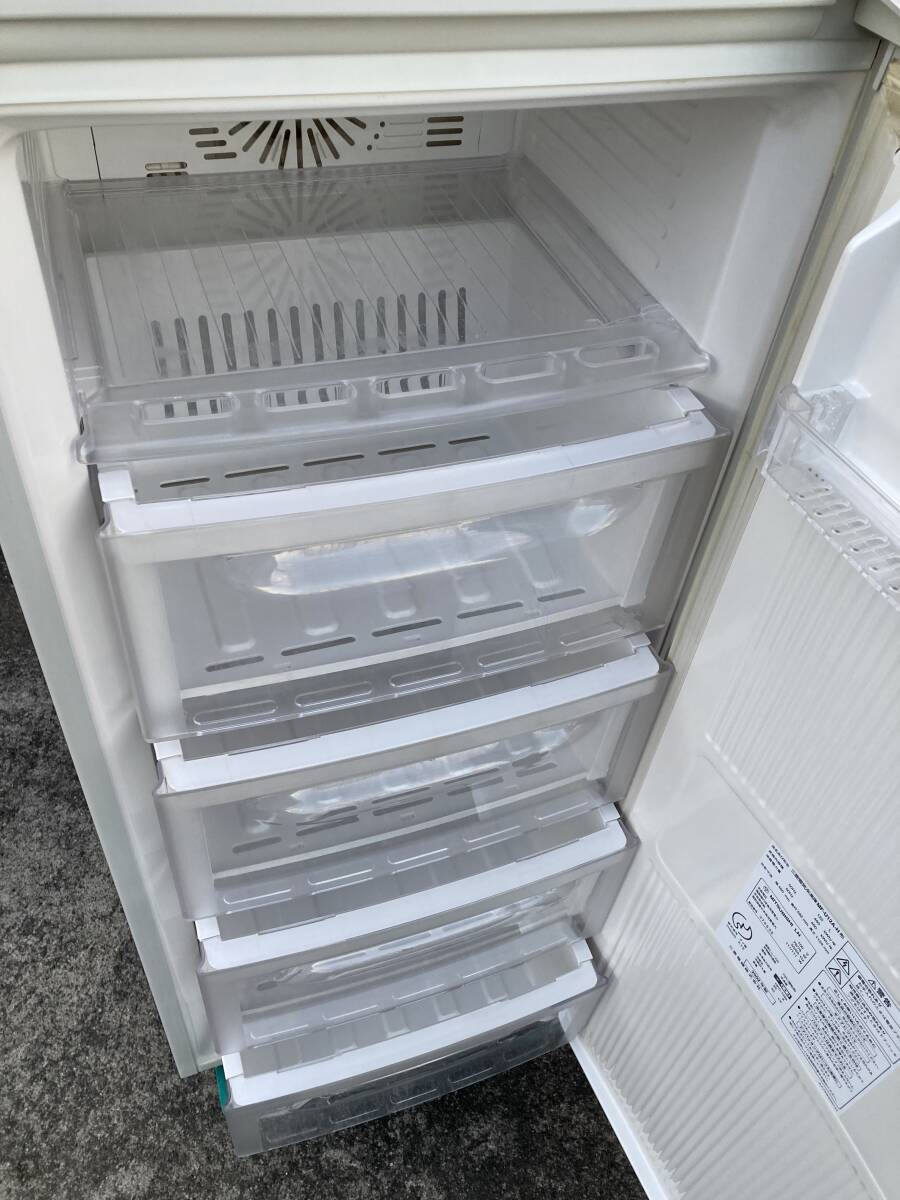 【引取り可 愛知県】 MITSUBISHI 三菱 電気冷凍庫 MF-U12A 122Ｌの画像4
