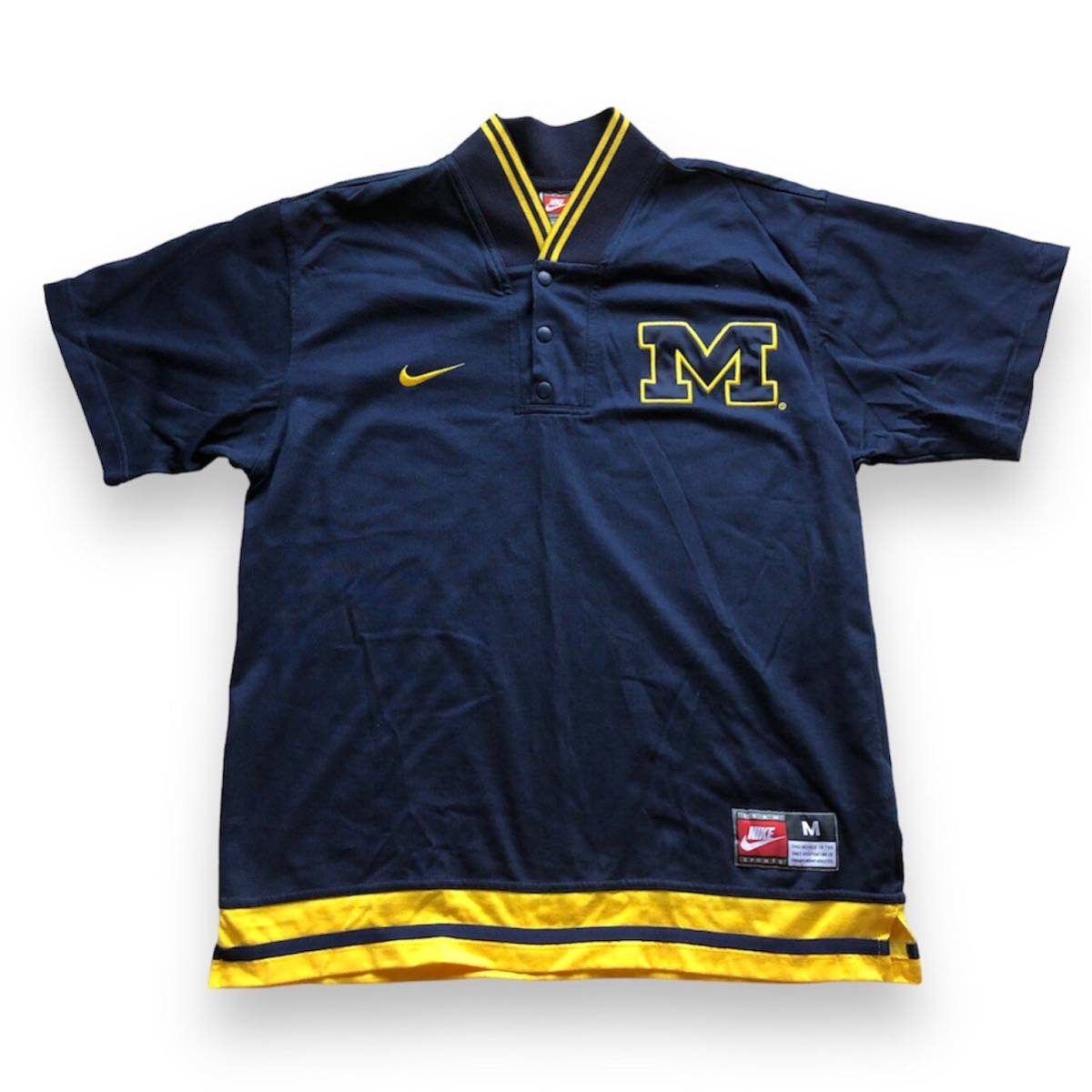 送料520　90s 00s Nike Michigan Half Button Shirt ナイキ　ミシガン　ハーフボタンシャツ ユニフォーム ゲームシャツ　スポーツ　M大きめ_画像1