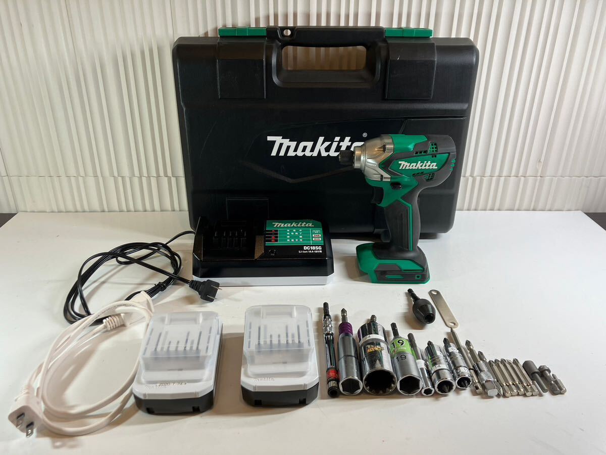 E/2248 美品 通電OK マキタ 18V 充電式インパクトドライバ MTD002D makita_画像1