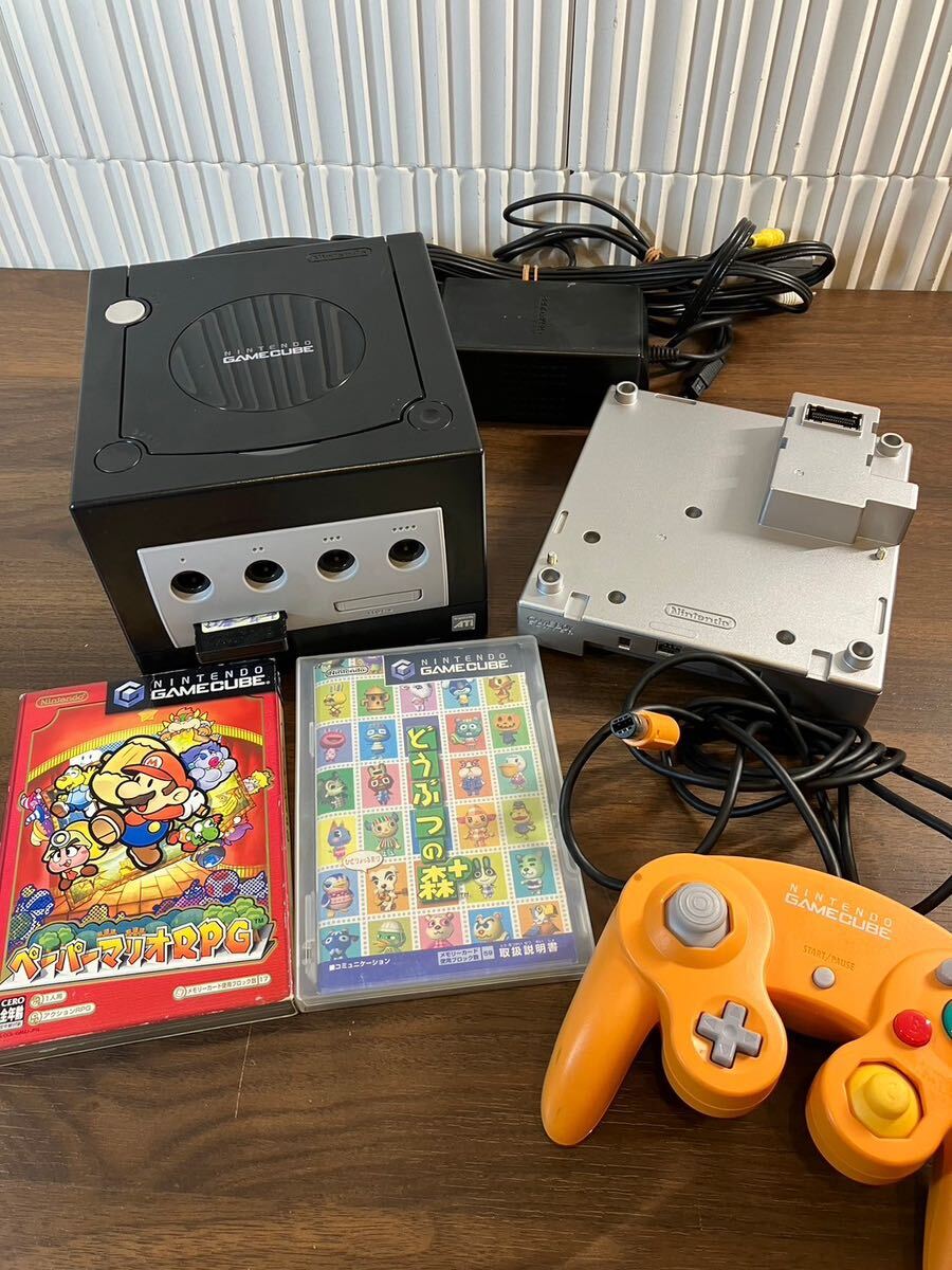 C/1832 通電OK NINTENDO ニンテンドー ゲームキューブ ゲームボーイプレーヤー付き 黒 ブラック_画像1