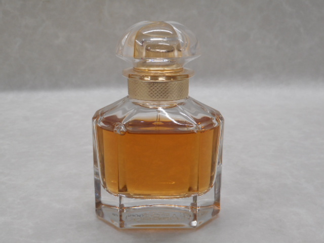 ☆香水☆#27193 GUERLAIN/ゲラン MON 50ml オーデパルファム 残8割位 中古 現状品の画像1