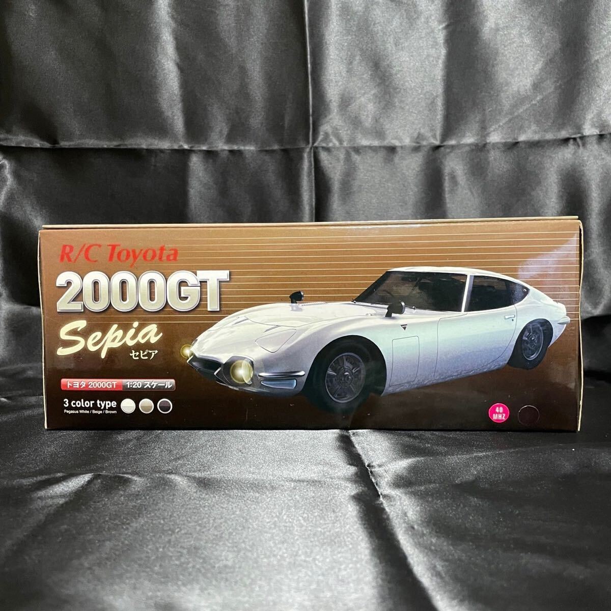 【希少】【未使用】Toyota 2000GT Sepia ブラウン トヨタ 2000GT 1:20 スケール ラジコン 日本オート玩具 r/c_画像4