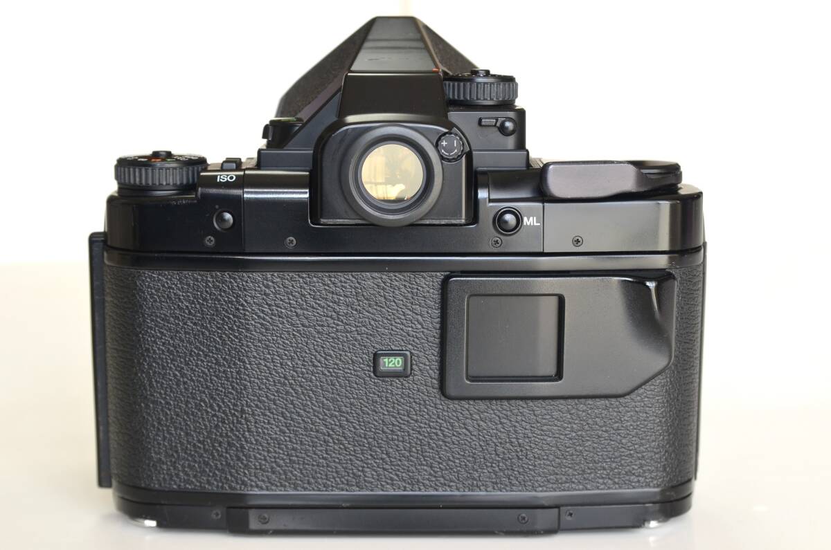 【動作良好】 ペンタックス PENTAX 67II ボディ AEファインダー 中判フィルムカメラ_画像2