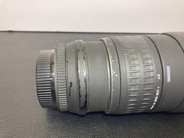 中古品　交換用レンズ　シグマ　70-200F2.8 APO HSM　ニコンＦ_画像4