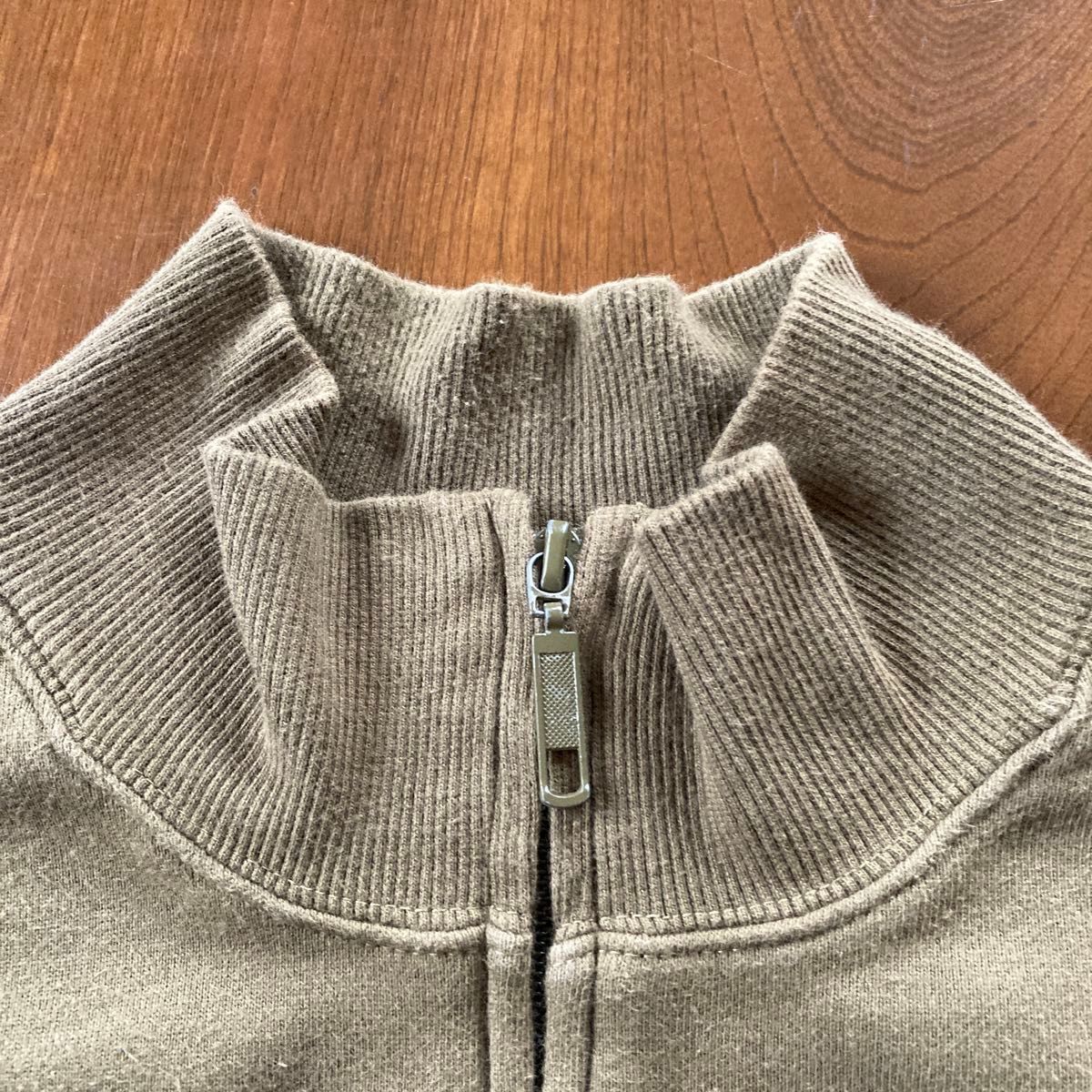 (Wrangler) ジップアップジャケット　150  カーキ　ハイネック　ポケット　羽織り物　スウェット　綿100% 裏毛