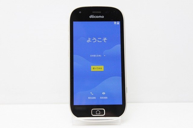 1円スタート docomo Fujitsu らくらくスマートフォン me F-03K SIMロック解除済 SIMフリー Android スマートフォン 残債なし 16GB ゴールド_画像2