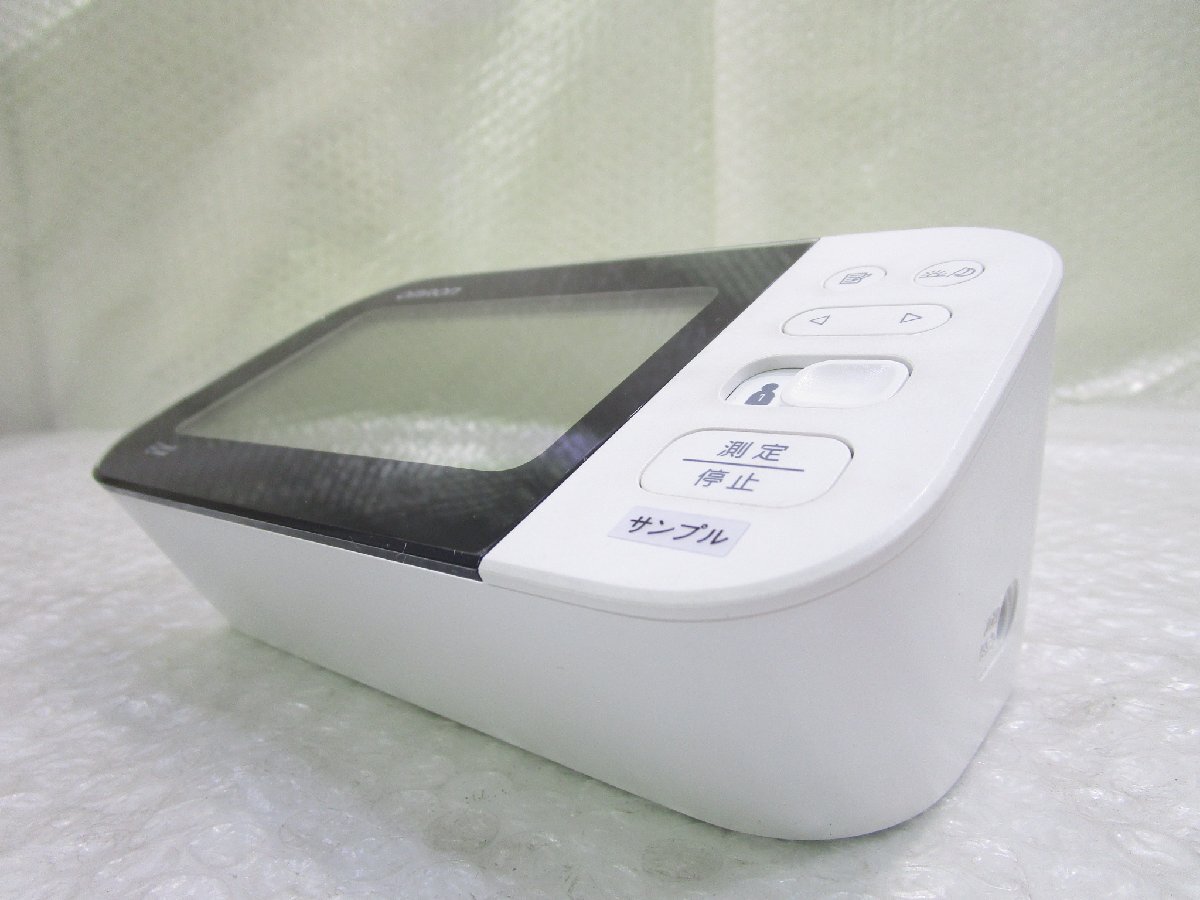 ◎美品 OMRON オムロン 上腕式血圧計 HCR-7601T プレミアム19シリーズ アダプター付き 展示品 w31815_画像3
