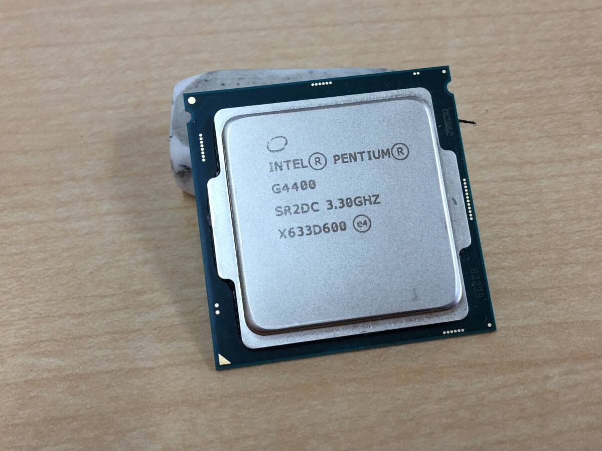 B2662)Intel Pentium G4400 SR2DC 3.30GHz LGA1151 中古動作品_画像1