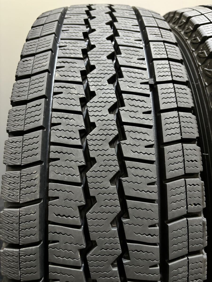 195/80R15 107/105L LT DUNLOP/WINTER MAXX SV01 22年製 スタッドレス 4本 ウィンターマックス ハイエース キャラバン (南6-F256)_画像5