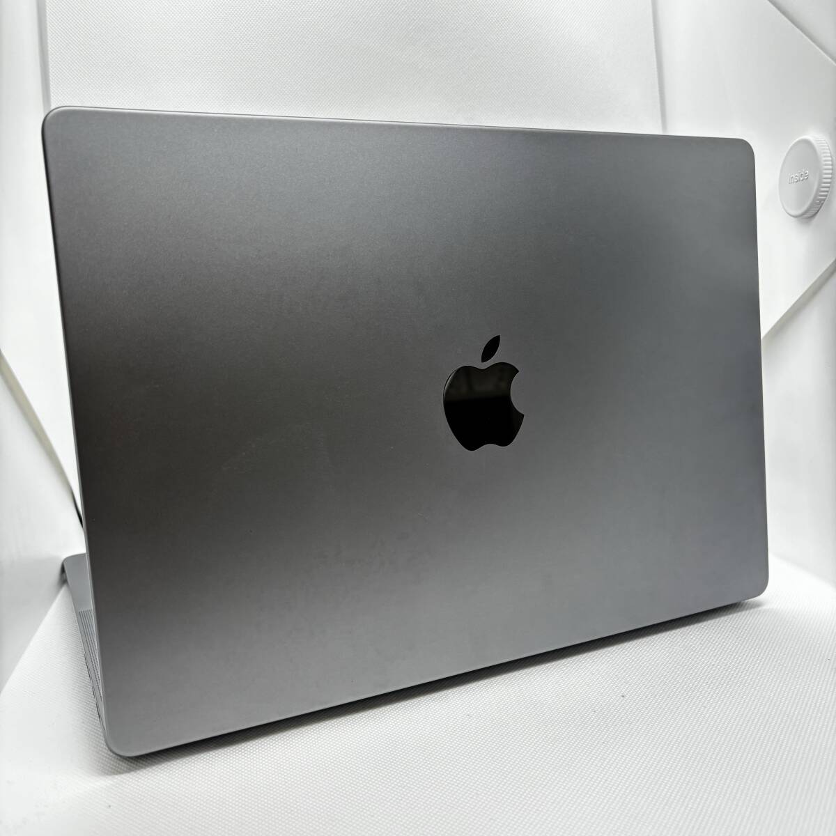 MacBook Pro M2 14-inch 512GB （MPHE3J/A）の画像5