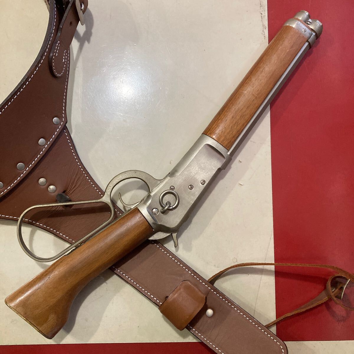 美品 マルシン ウィンチェスター 1892 ランダルカスタム WINCHESTER 木スト 希少クローム レザー スティーブマックイーン 拳銃宿 マッコイ_画像4