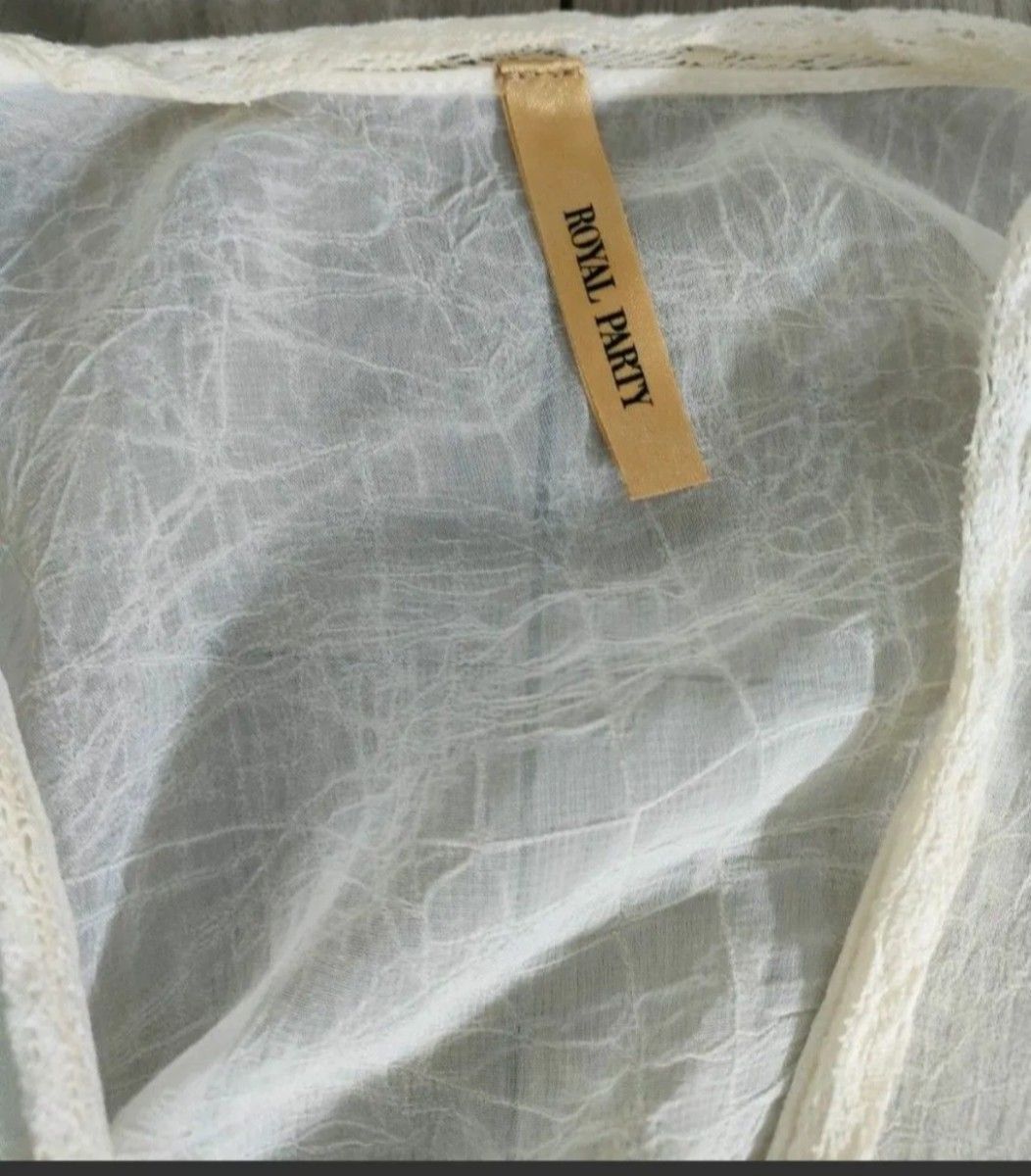 シースルー系ボレロ[短丈フリーサイズ(普通サイズ)羽織系:前紐絞り.紐絞り前開き羽織が綺麗]「お値下げ不可」