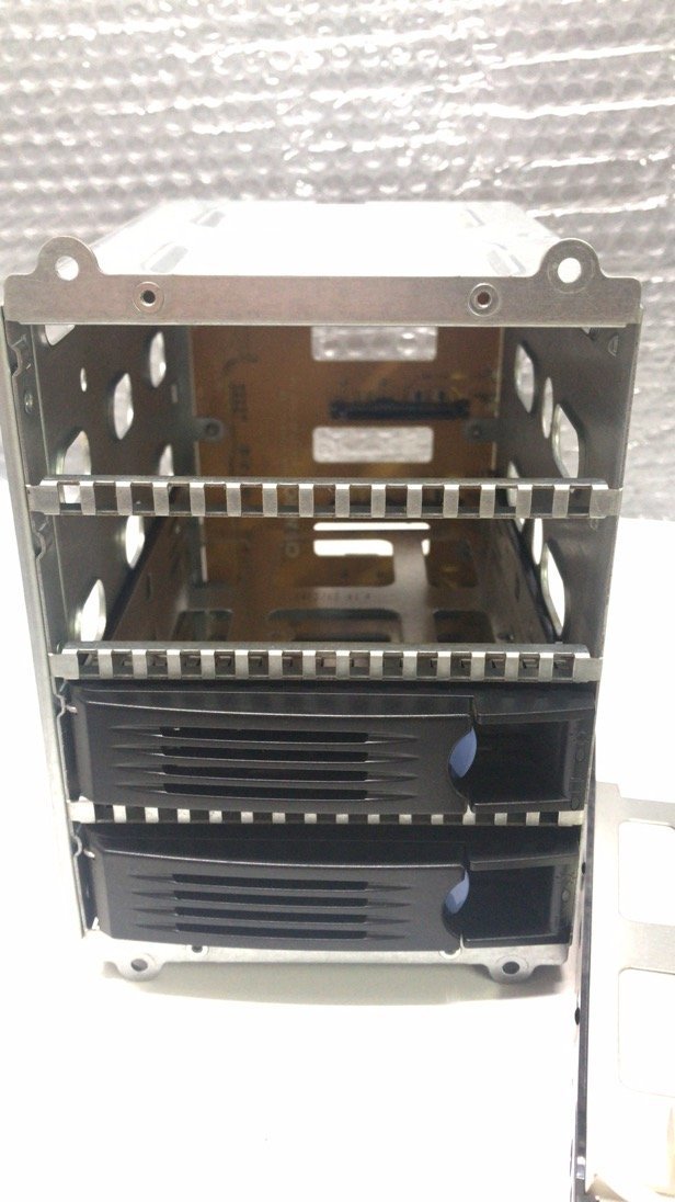 2YM0001* б/у товар * собственное производство PC. практическое применение!STARBILAS NTST51A сервер детали HDD Space рама,HDD tray *4 6Gb/s 4-port SATA/SAS панель 