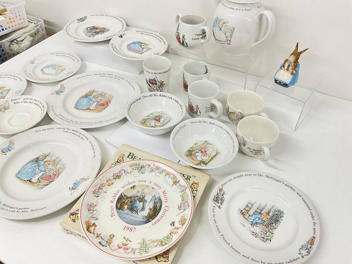 大量 WEDGWOOD ウェッジウッド PETER RABBIT ティーポット プレート ティーカップ 置物 ブランド 洋食器 茶器 英国製 陶磁器【8241の画像5