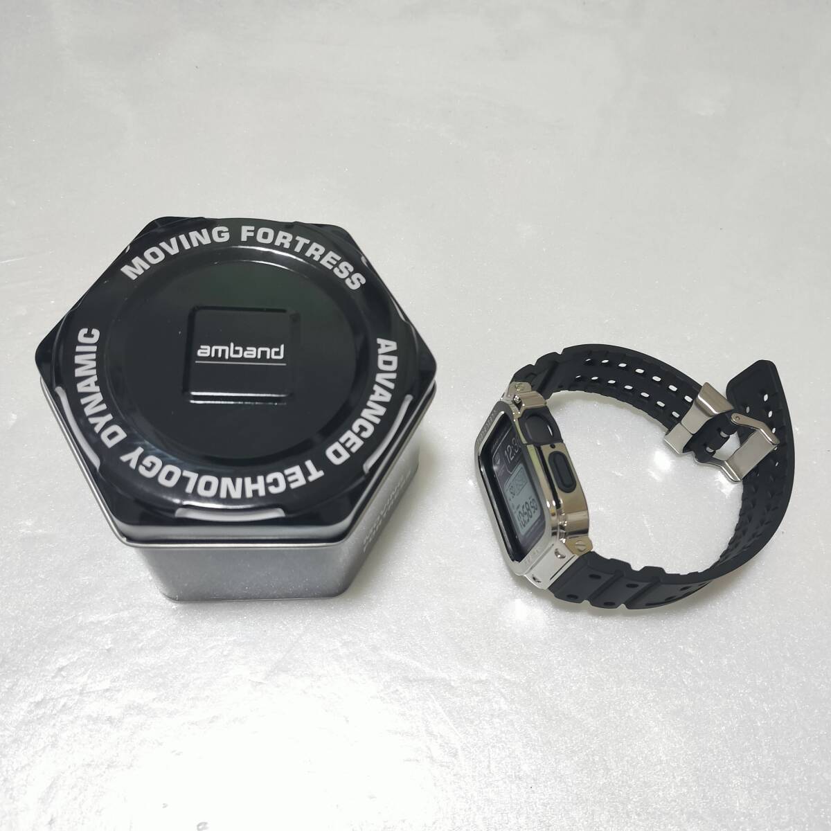 【1円オークション】 amBand コンパチブル Apple Watch バンド 44mm ステンレス鋼ケース付き 頑丈なメンズTPUベルト 一体型 TS01B001054_画像1