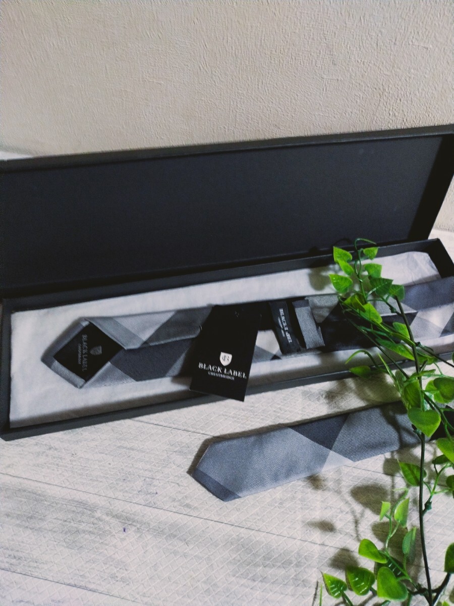 定価14000円 未使用 BLACK LABEL CRESTBRIDGE ネクタイ ブラックレーベル ネクタイの画像3