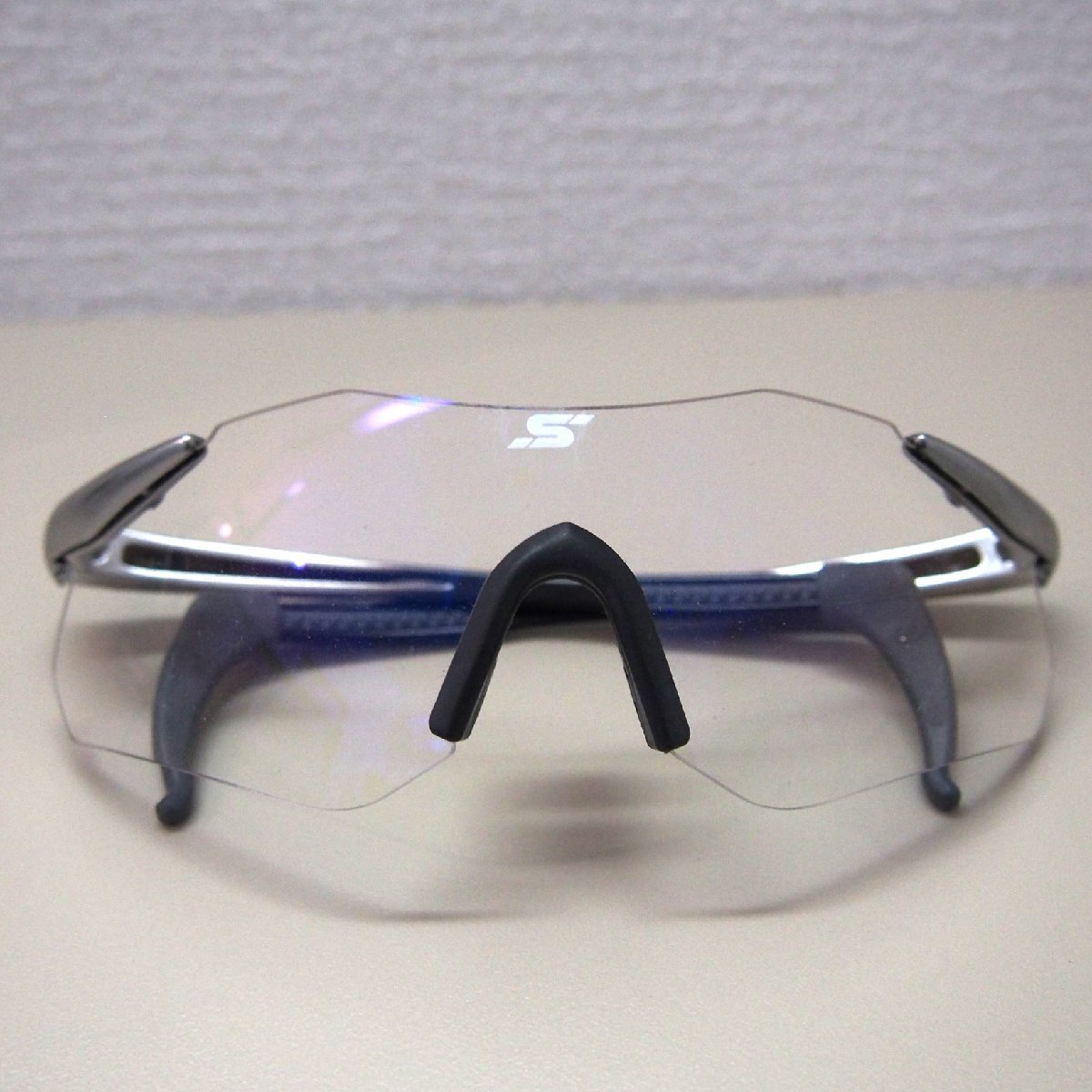 [9356‐001S]　SWANS　スポーツサングラス　【中古】　現状販売　スワンズ　眼鏡　本体のみ　1円スタート_画像2