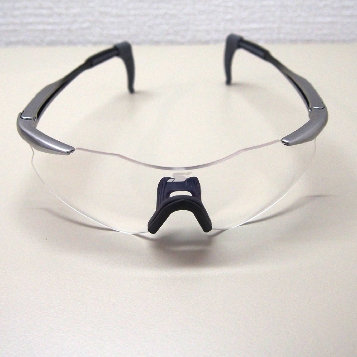 [9356‐001S]　SWANS　スポーツサングラス　【中古】　現状販売　スワンズ　眼鏡　本体のみ　1円スタート_画像3