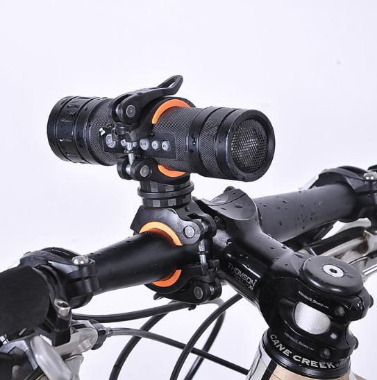 【送料無料】自転車ライトホルダー ブラケット バイクライトホルダー ライトマウント（オレンジ）空気入れ 傘 懐中電灯 固定の画像4