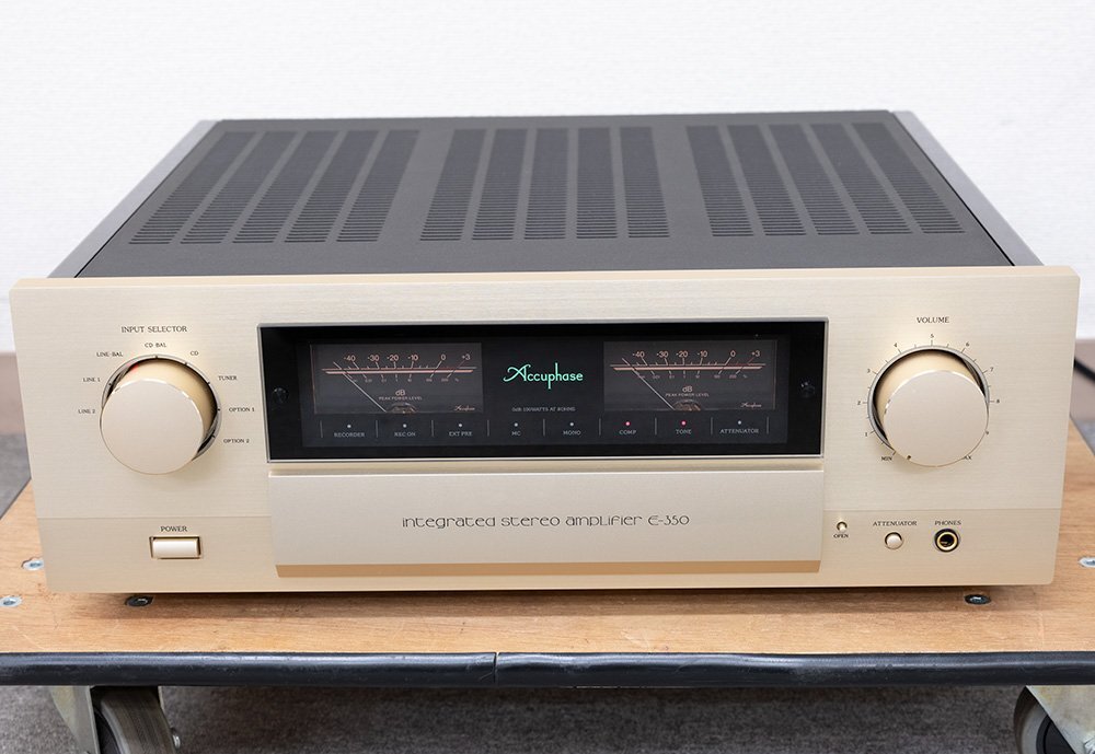 ◆アキュフェーズ Accuphase E-350　プリメインアンプ_画像1